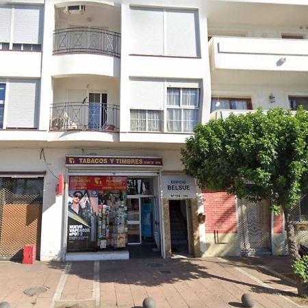 Beachfront Primera Linea De Playa En Casco Antiguo Estepona Bagian luar foto